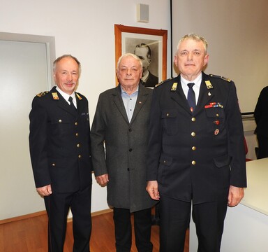 Predsednik GZ Cerklje Marjan Luskovec in Poveljnik GZ Metod Kropar sta se  zahvalila za vso pomoč županu Francu Čebulju